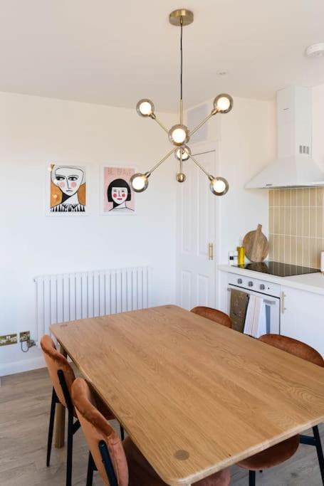 Boutique Central Margate Apt. - Edge Of Old Town! Екстериор снимка